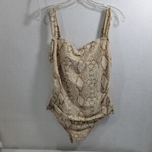 Kona Sol Women's One Piece Geometric Print Swimsuit Size L NWT 42925-1120